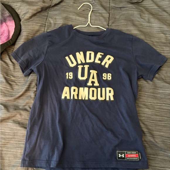 Under Armour Tops - Under Armour' baby tee full length Navy 'Under Armour' Graphic Tee